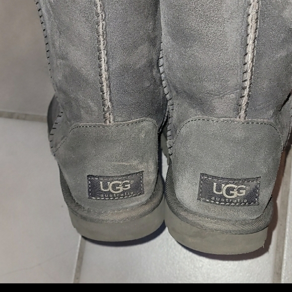 UGG boots size 6 - Picture 5 of 6